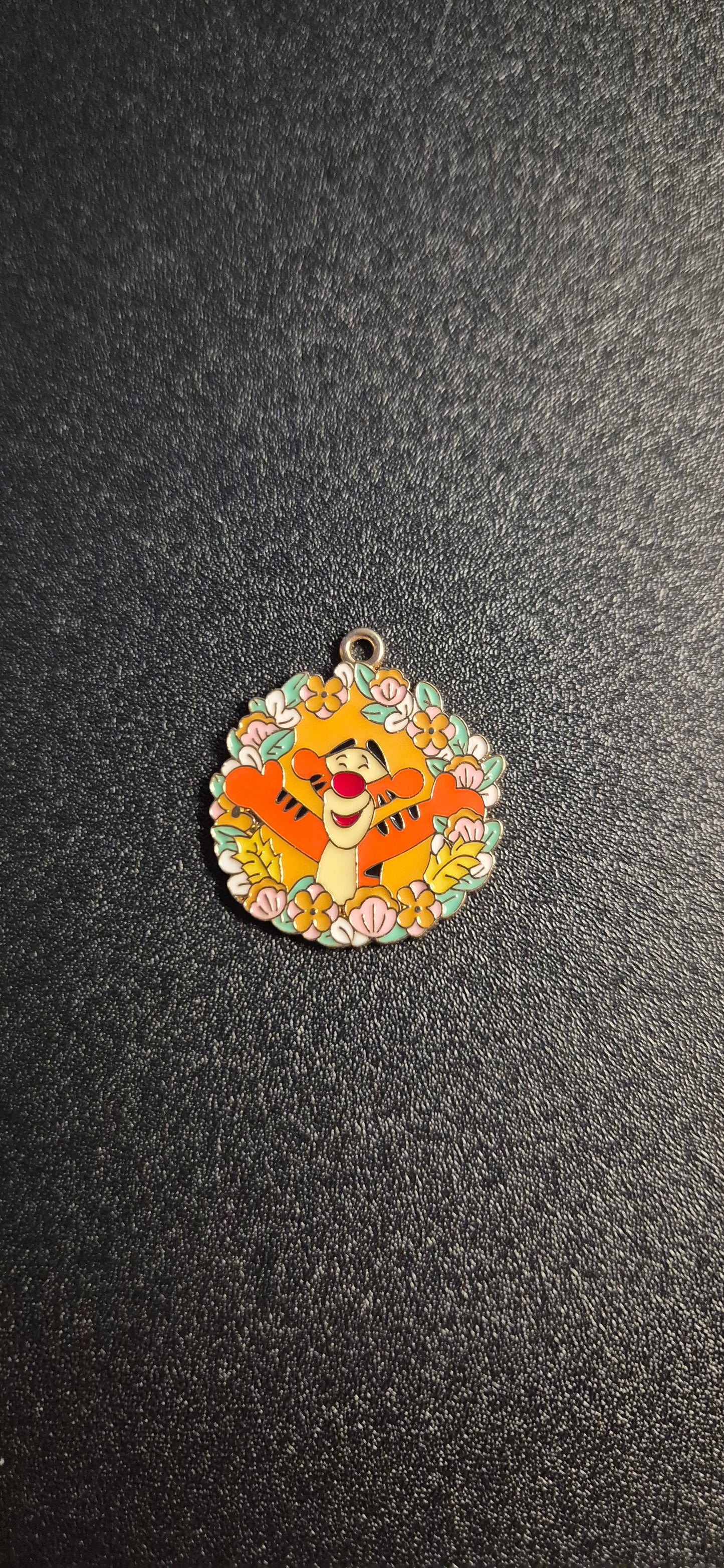 Breloque fleur "Tigrou"