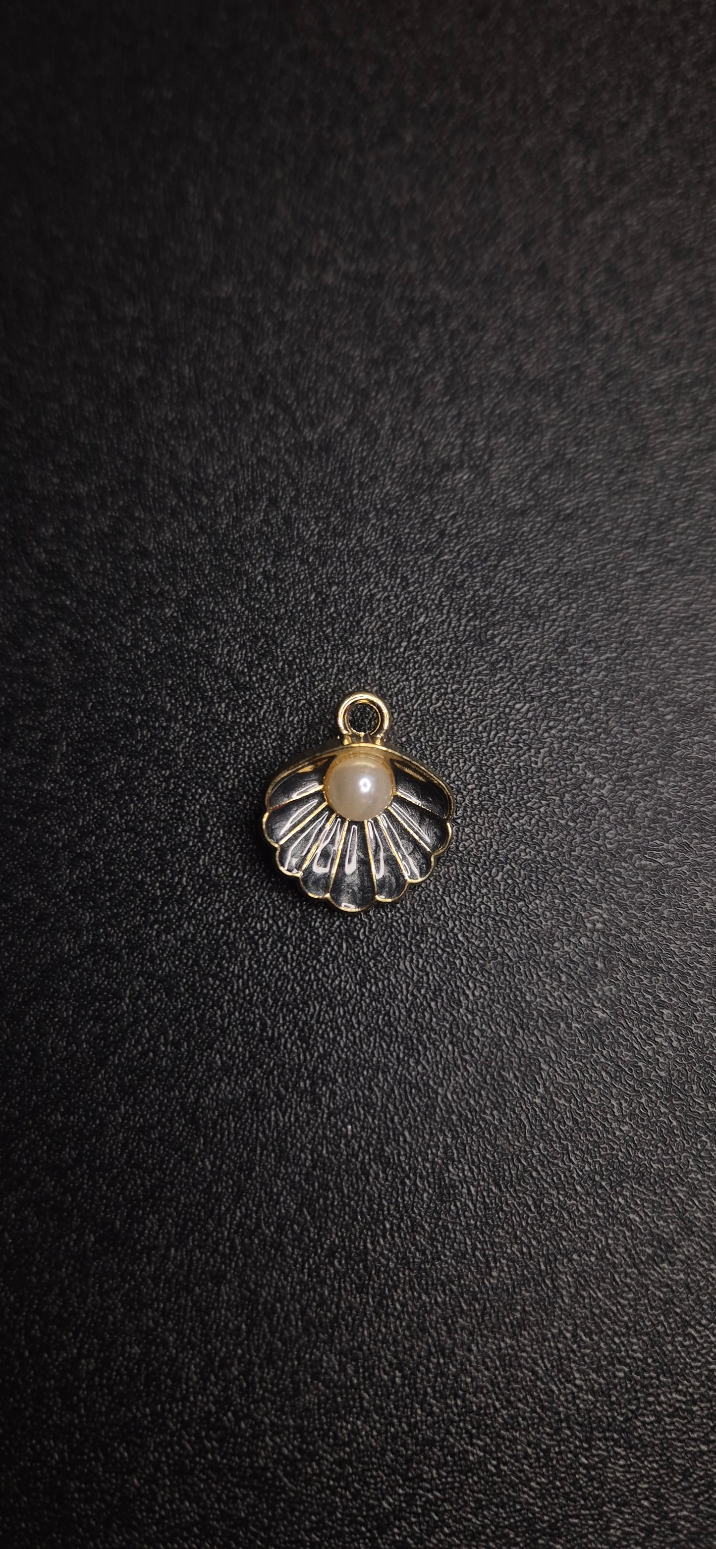 Breloque Coquillage Noir